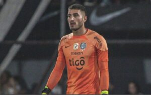 Gastón Olveira no jugó todavía y se lesionó ya otra vez
