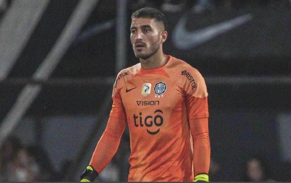 Gastón Olveira no jugó todavía y se lesionó ya otra vez