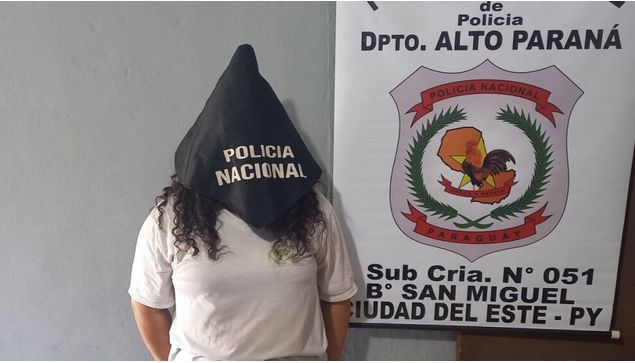 Mujer se presentó en la comisaria y aseguró haber apuñalado a su padrastro por calentón