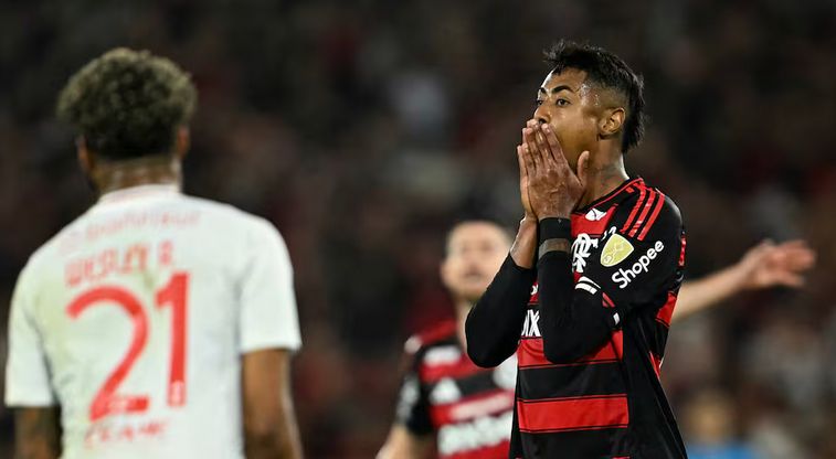 El pelotero de Flamengo, Bruno Henrique, ligó 12 partidos de suspensión por fraude en apuestas