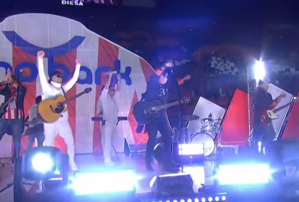 ¡Impresionante el show de la previa del partido de la albirró!