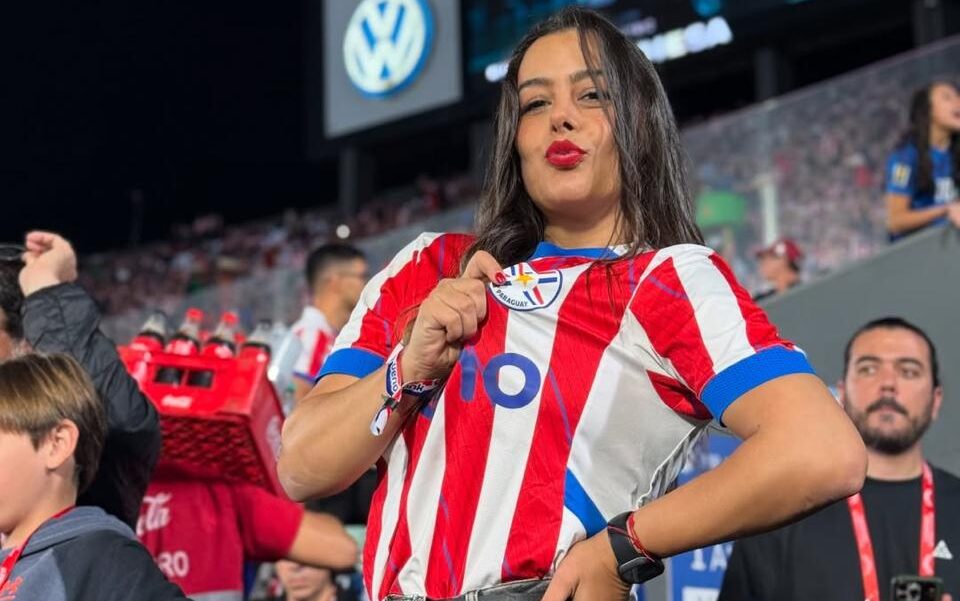 Larissa prometió mejorar su inglés para ir al Mundial