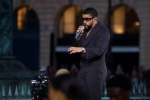¡Bad Bunny excluye a Estados Unidos de su gira por miedo a las redadas antimigrantes!