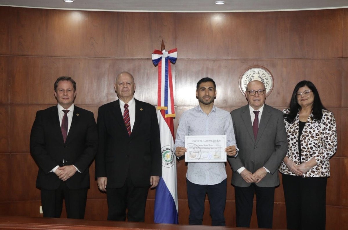 ¡El “Pachi” Carrizo ya es paraguayo!