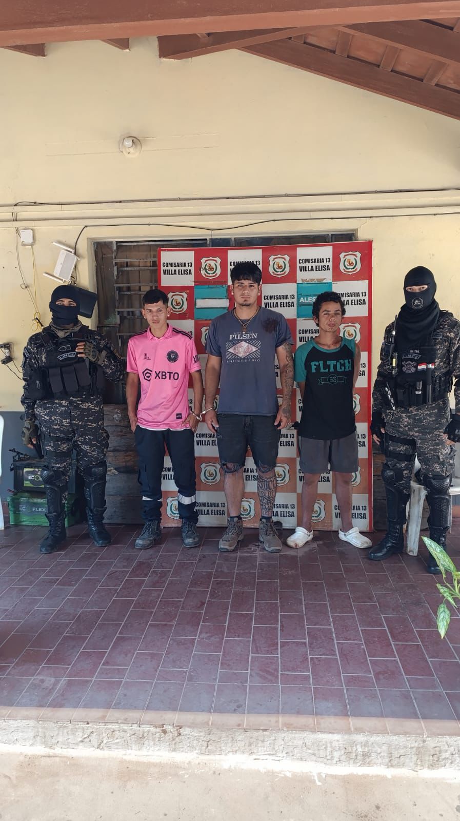 Moquete hápe amenazó con arma de gua’u