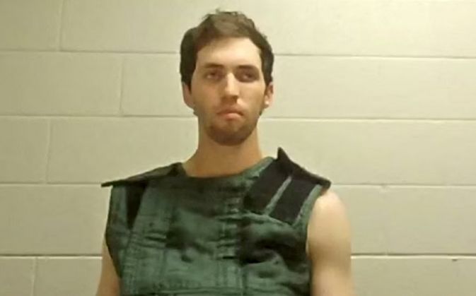 El asesino confeso de Charlie Kirk temía morir a manos de la Policía y pactó una entrega “gentil”