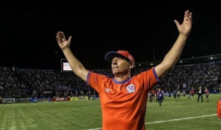 Pedrito Troglio le dijo “eju lunes” a directivos del Ciclón