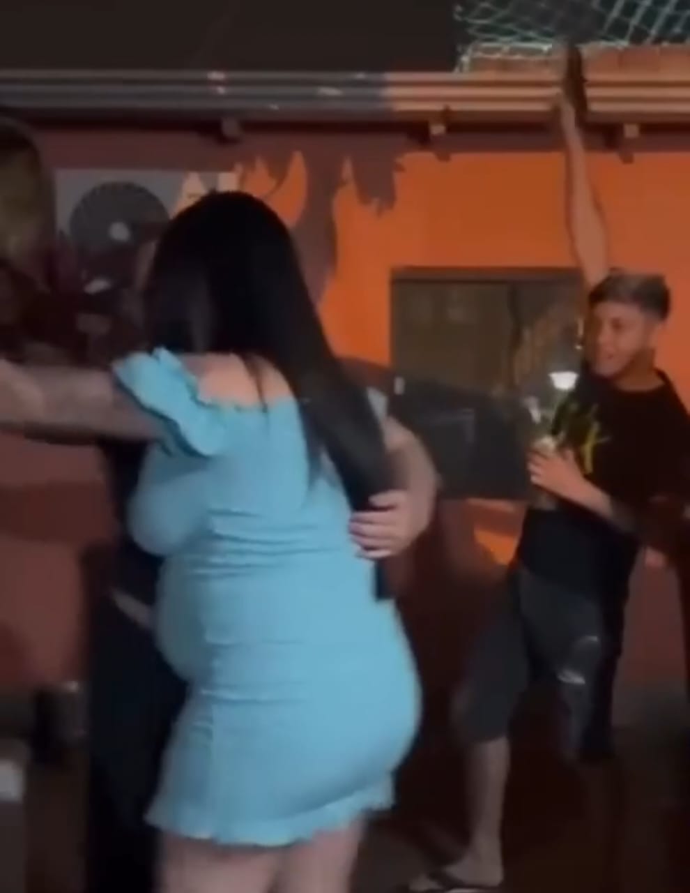 (Video) A lo narco: Tiropúpe festejan cumpleaños