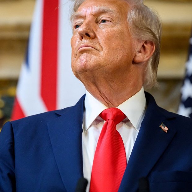 Presidente de EE. UU. relaciona al autismo con el consumo de paracetamol durante el embarazo