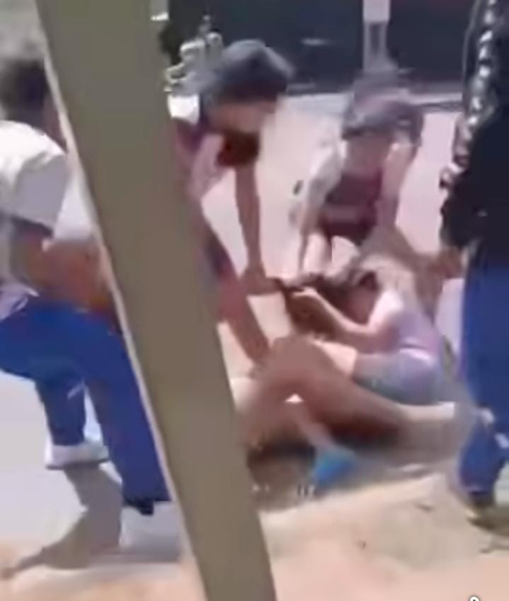 (VIDEO)Estudiantes se agarraron a golpes en Ñemby