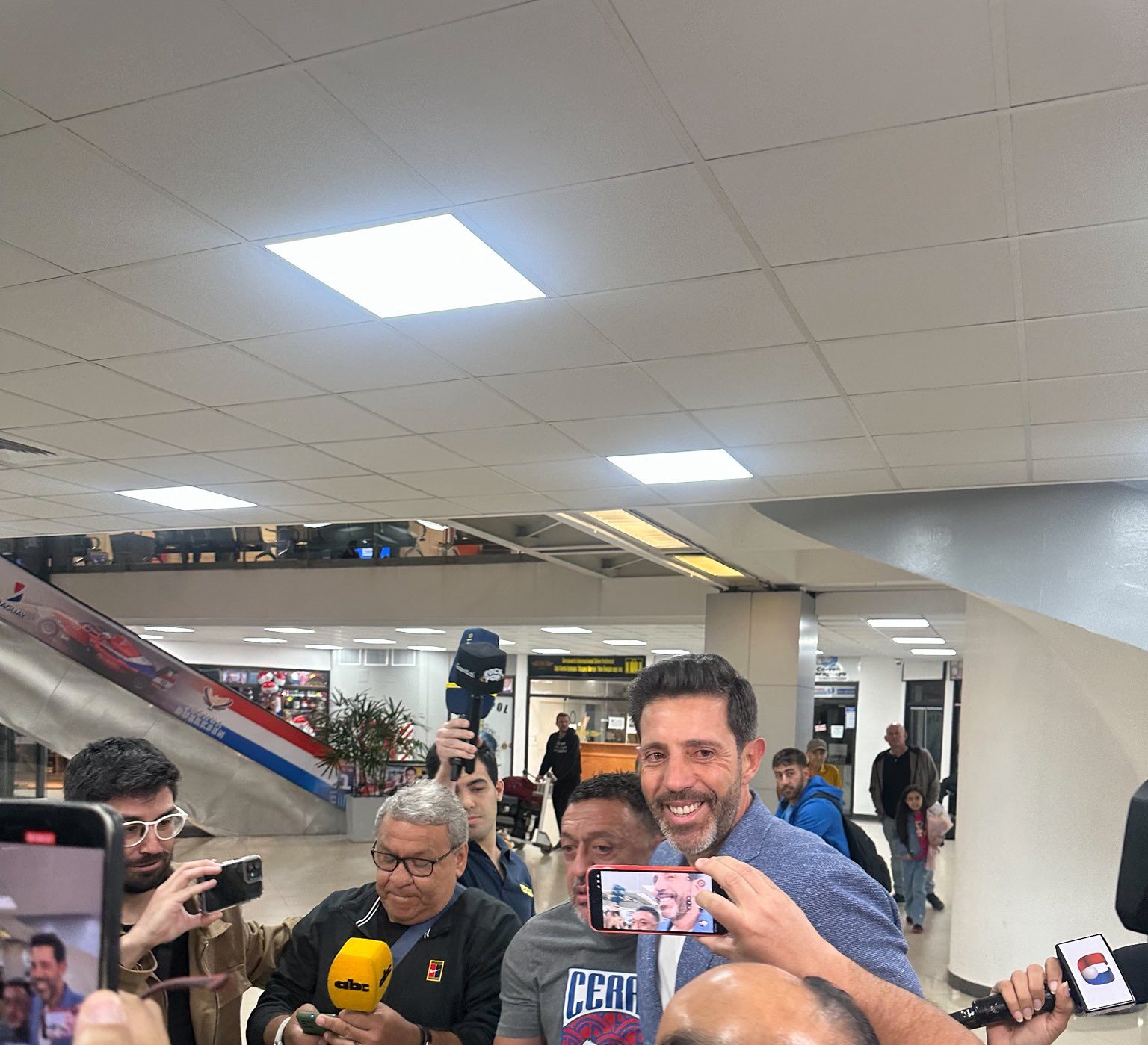 (VIDEO) Bava llegó a Paraguay para sumarse a Cerro Porteño y dio sus primeras palabras