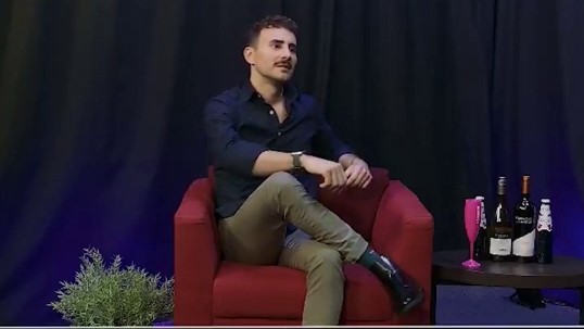 (VIDEO) Carlos Gómez: “Todos somos b¡s3suales”