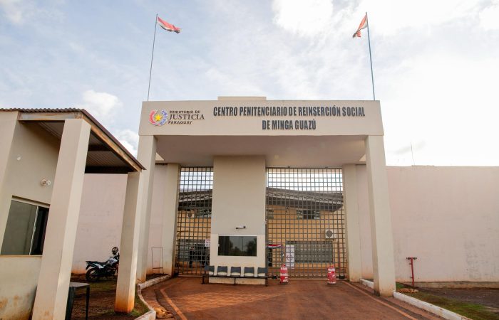 ¡Ndi! Interno denunció haber sido abusado sexualmente en una cacerolita