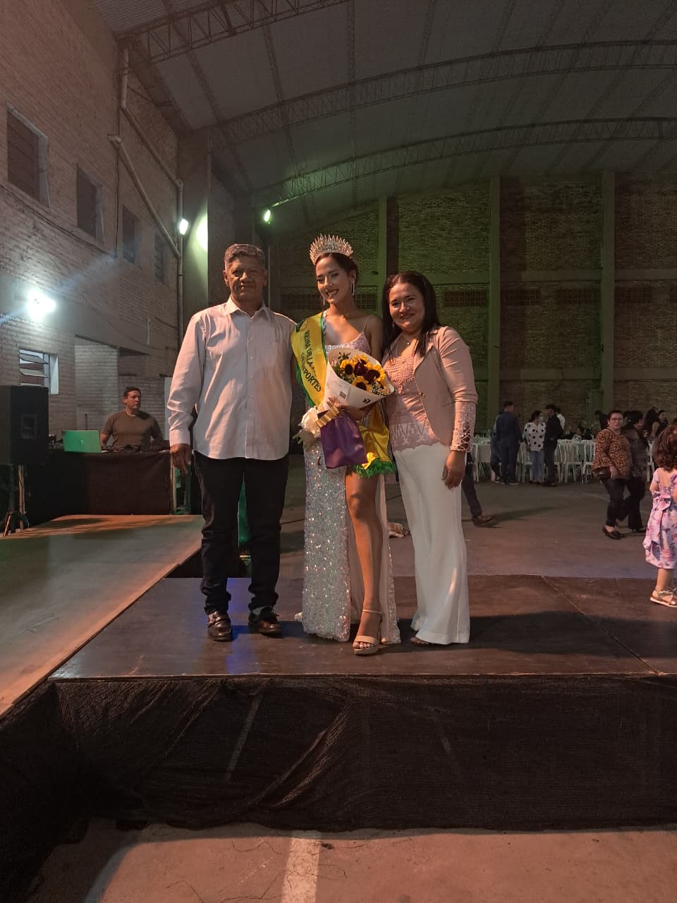 Evelyn Mora, flamante Reina de la Liga Emboscadeña 2025: “Cuando das ese primer paso, lo imposible se vuelve posible”