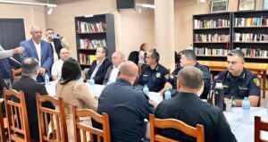 Guarambaré: Articulan solución a invasiones y amenazas