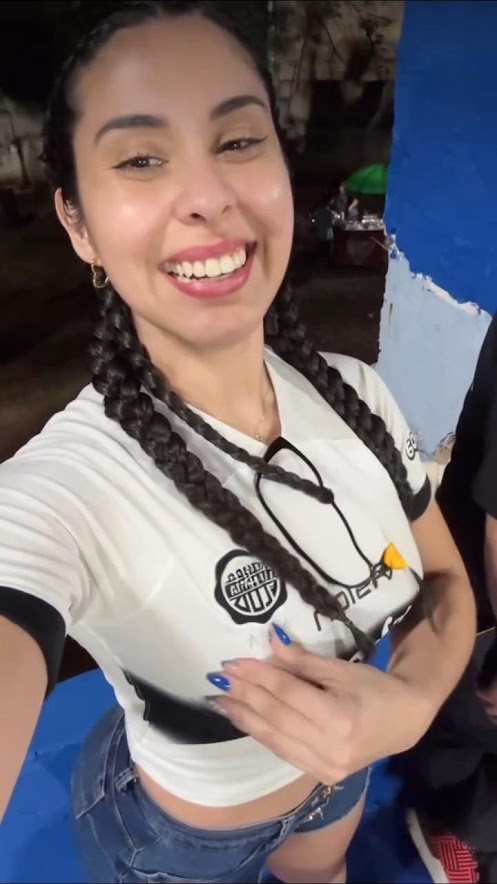 (VIDEO) Rosy: “Me pica el pecho, ¿quién me quiere…?”