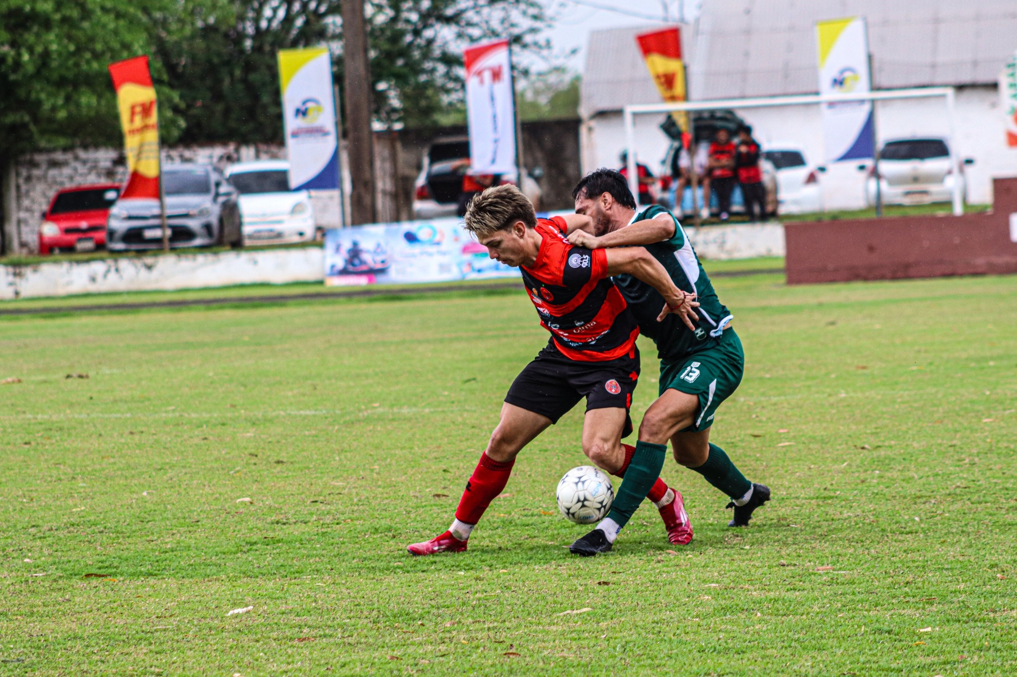 El 3 de Febrero y Salto del Guairá no largan la punta en sus respectivos grupos en el Nacional B