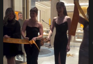 ¡Apénami! Nadia Ferreira inauguró una tienda súper mega top en Puerto Rico