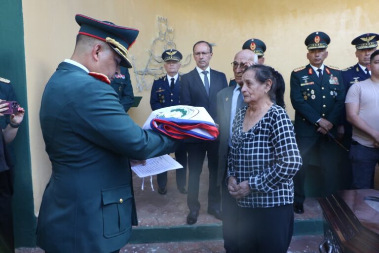 ¡Así fue el emotivo adiós al militar asesinado!