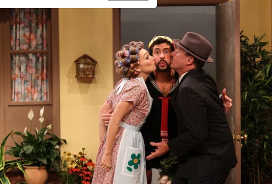 (VIDEO) ¡Bad Bunny apareció como “Quico” del “Chavo del 8”!