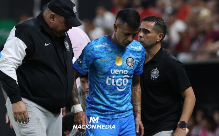 Sin jugar, Derlis González se lesionó jeyma y es duda para el superclásico