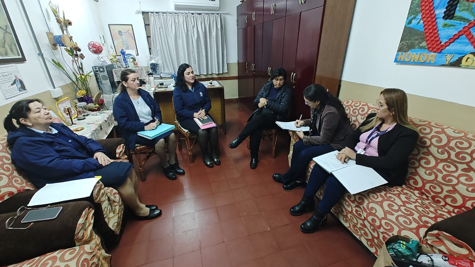 ¡Terrible!: ¡Alumno oraha kyse en cole para atacar a su compañero!