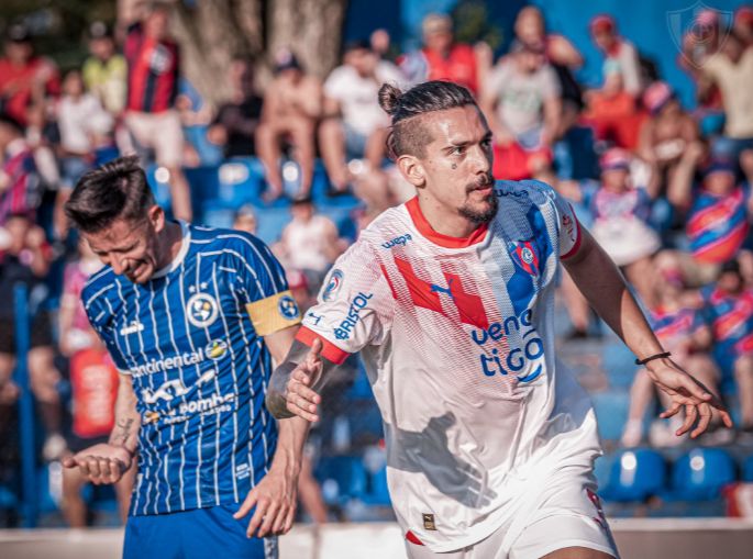 Ya se fue, pero Cerro debe pagar un platal por Xico Da Costa