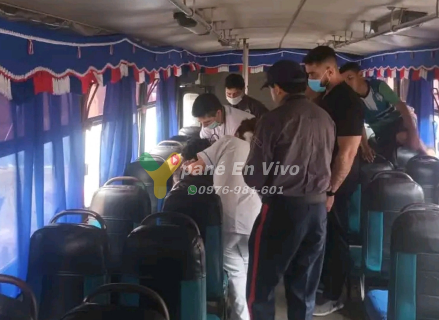 ¡Para creer todavía en la humanidad!: Chofer desvió su camino para auxiliar a karai que convulsionaba en su bus