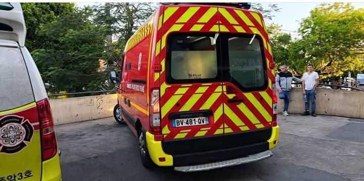 Karai perdió el dedo maniobrando con gato hidráulico