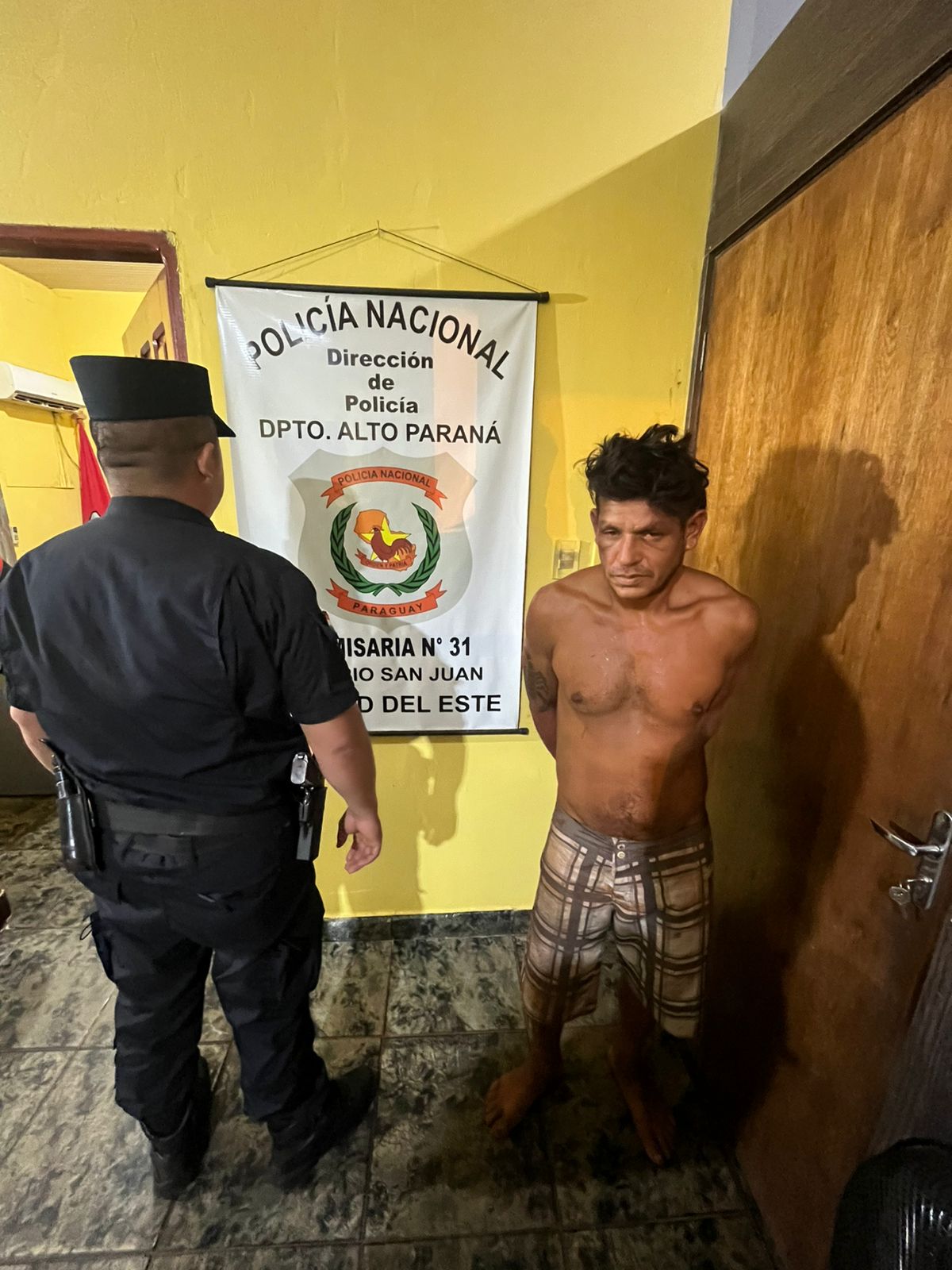 Omonda herramientas ha ojepilla y fue “corregido” por vecinos