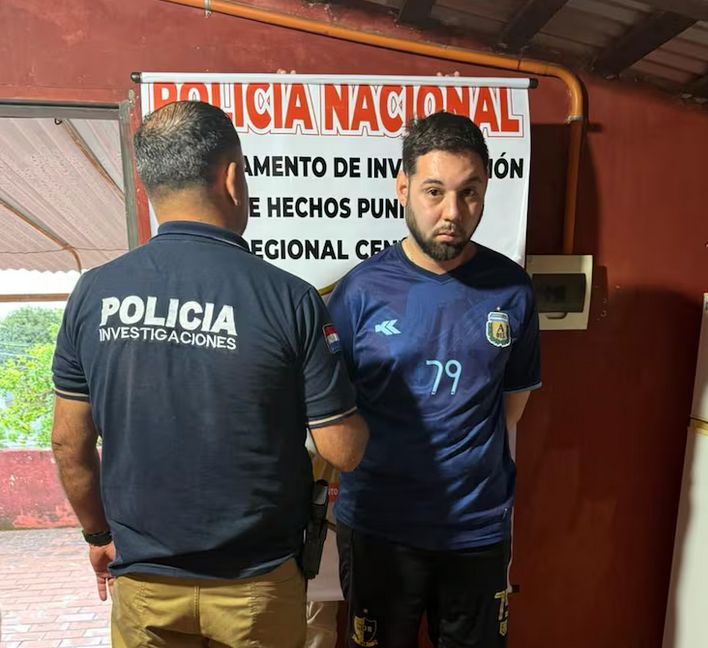 Imputan al muchachón que arrojó bomba molotov contra la casa de un periodista