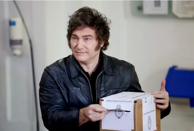 Contundente victoria del partido de Milei en las legislativas de Argentina