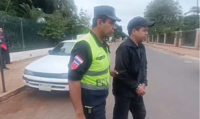 Cayó guardia de estacionamiento por robar que estaba cuidando