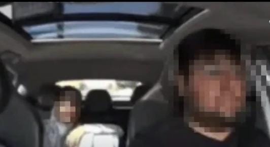 (VIDEO)¡Viaje desesperante para una pasajera acosada por chofer!