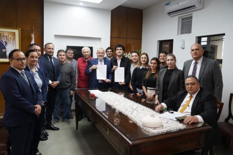 Autoridades del IPS logró acuerdo y levantan huelga de anestesiólogos del IPS INGAVI.