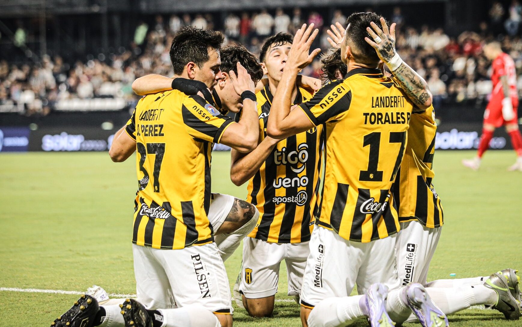 ¡Platal van a tocar los jugadores de Guaraní si le ganan a Cerro!