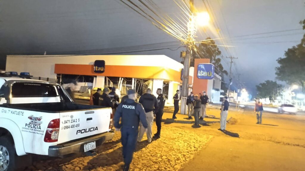 ¡Atendé cuánto plata realmente se habrían llevado los ladrones del banco de Katueté!