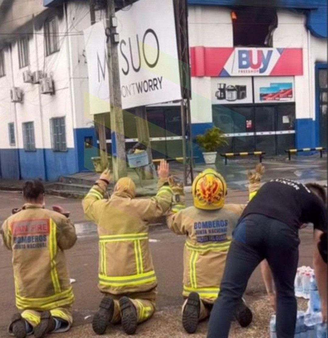 La imagen del día tras el feroz incendio en Salto del Guairá