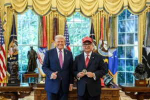 Embajador paraguayo en yankilandia busca manera de cedulación para compatriotas ha ovy’a porque accederán a viviendas