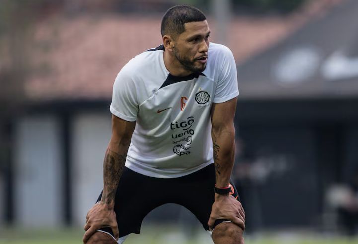 ¡Revelan el platal que gana Richard Ortiz en Olimpia y lo que le ofrecen para seguir!