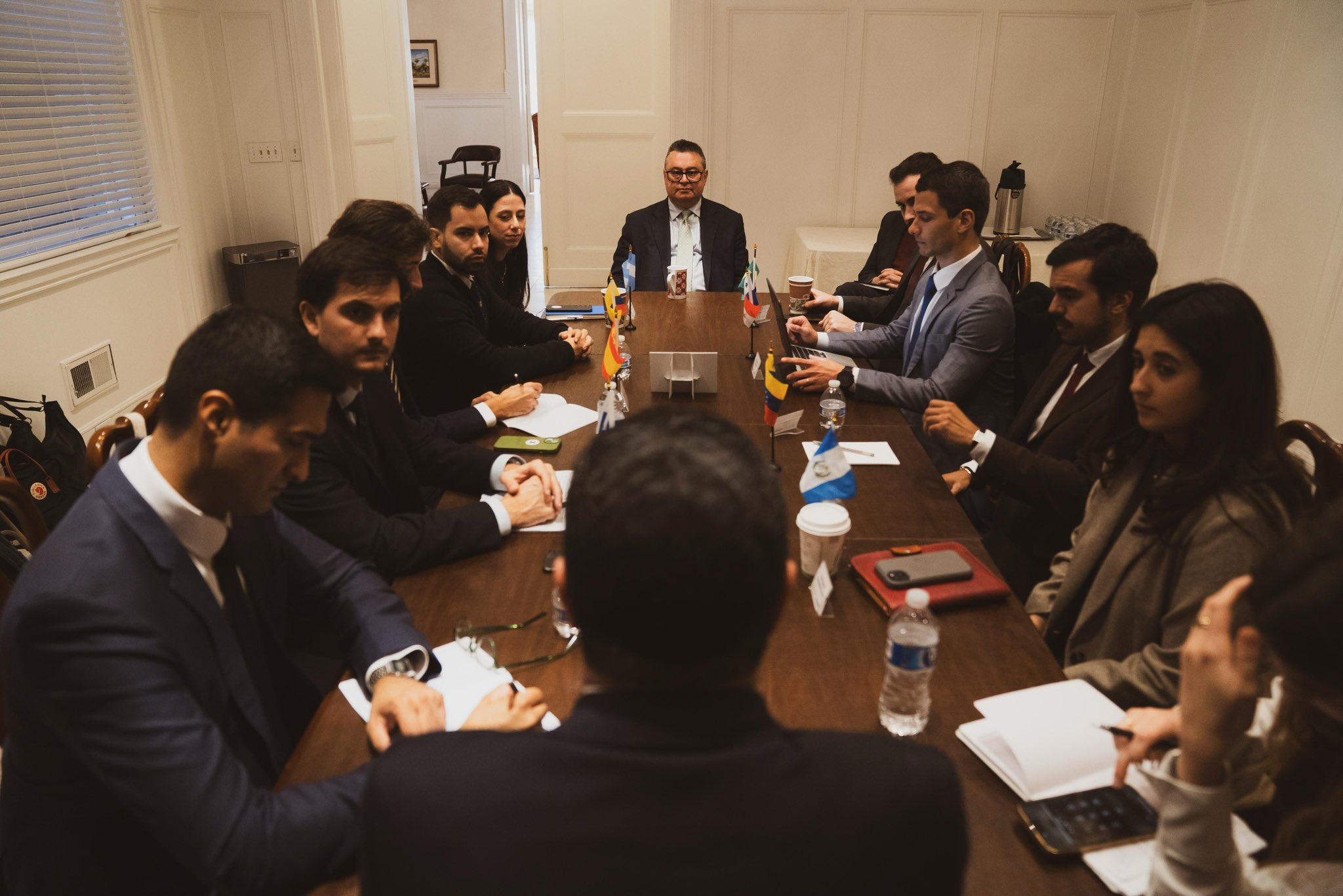 Embajador paraguayo en yankilandia potencia a jóvenes y proyecta mayor inversión en Paraguay