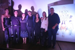 Estas figuras… “Dicen que de noche cuesta más”