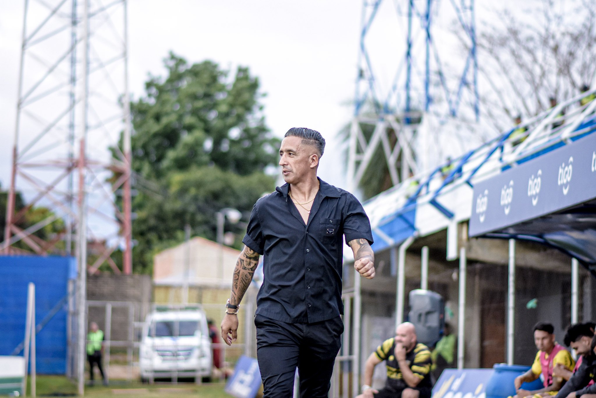 Se viene un tijerazo mbarete en la ciudad de la música