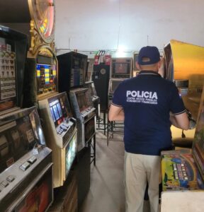 Incautan atýra de tragamonedas