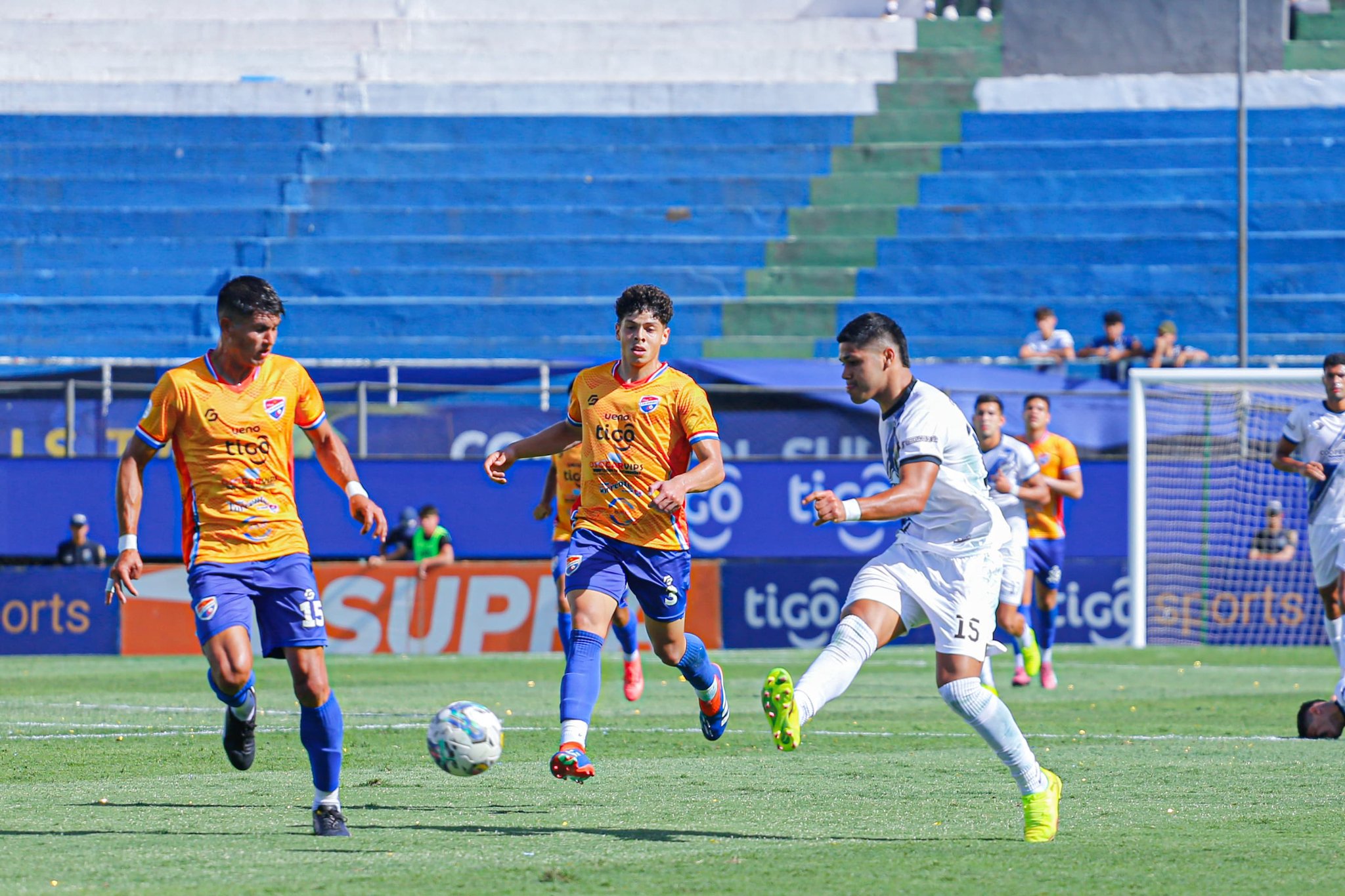 El 15 de Mayo y el 3 de Noviembre dejaron todo para la revancha