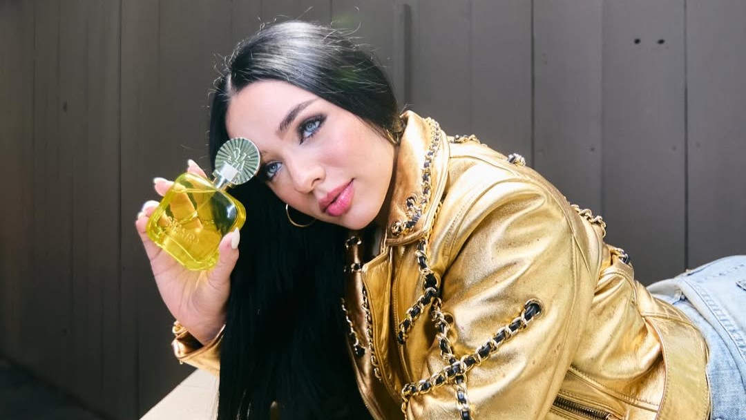 (VIDEO) ¡Esta bella cantante paraguaya entrevistó a Shakira!