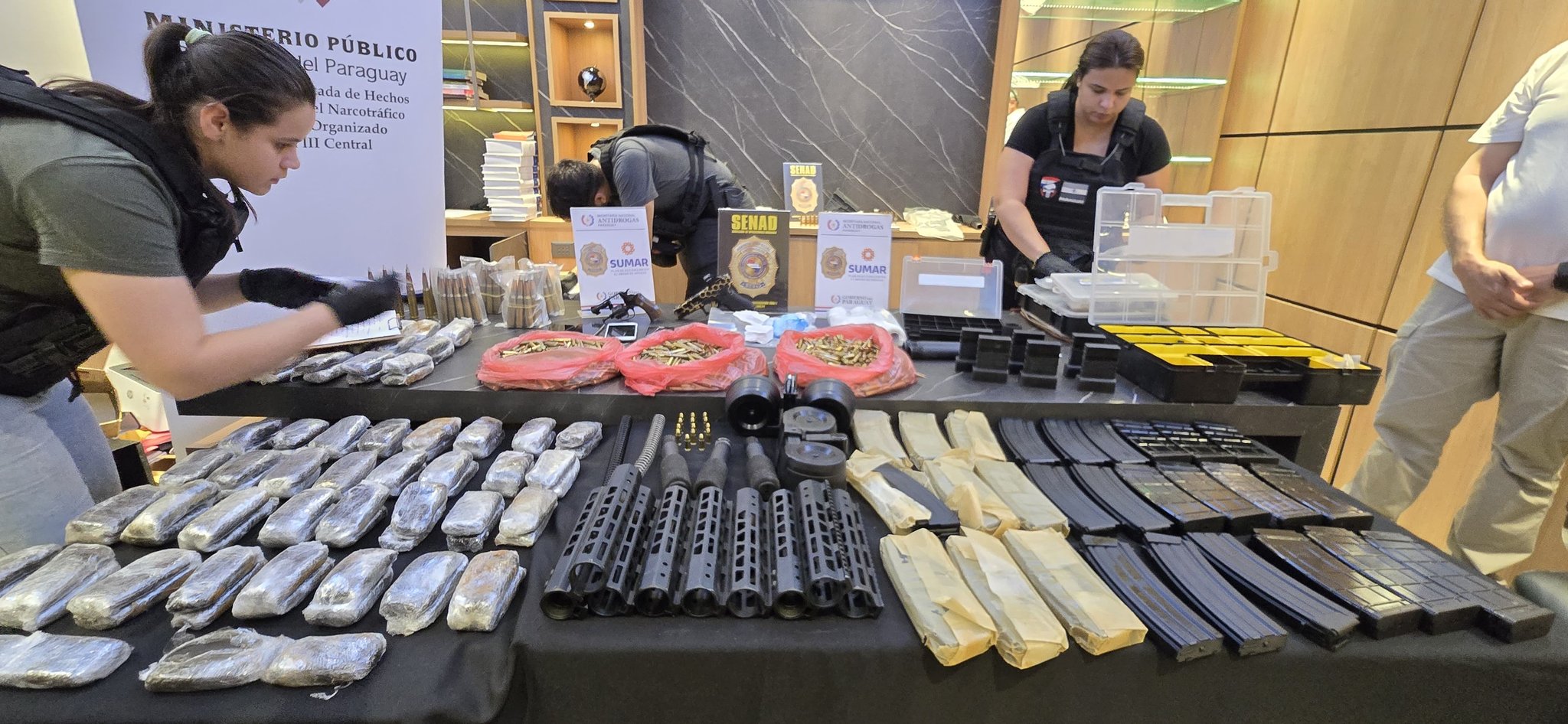 Pillaron la importadora trucha que enviaba droga y fusiles al Comando Vermelho