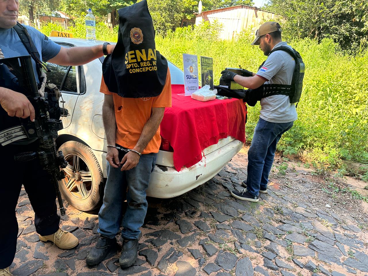 Traficaban el “purete” en taxi