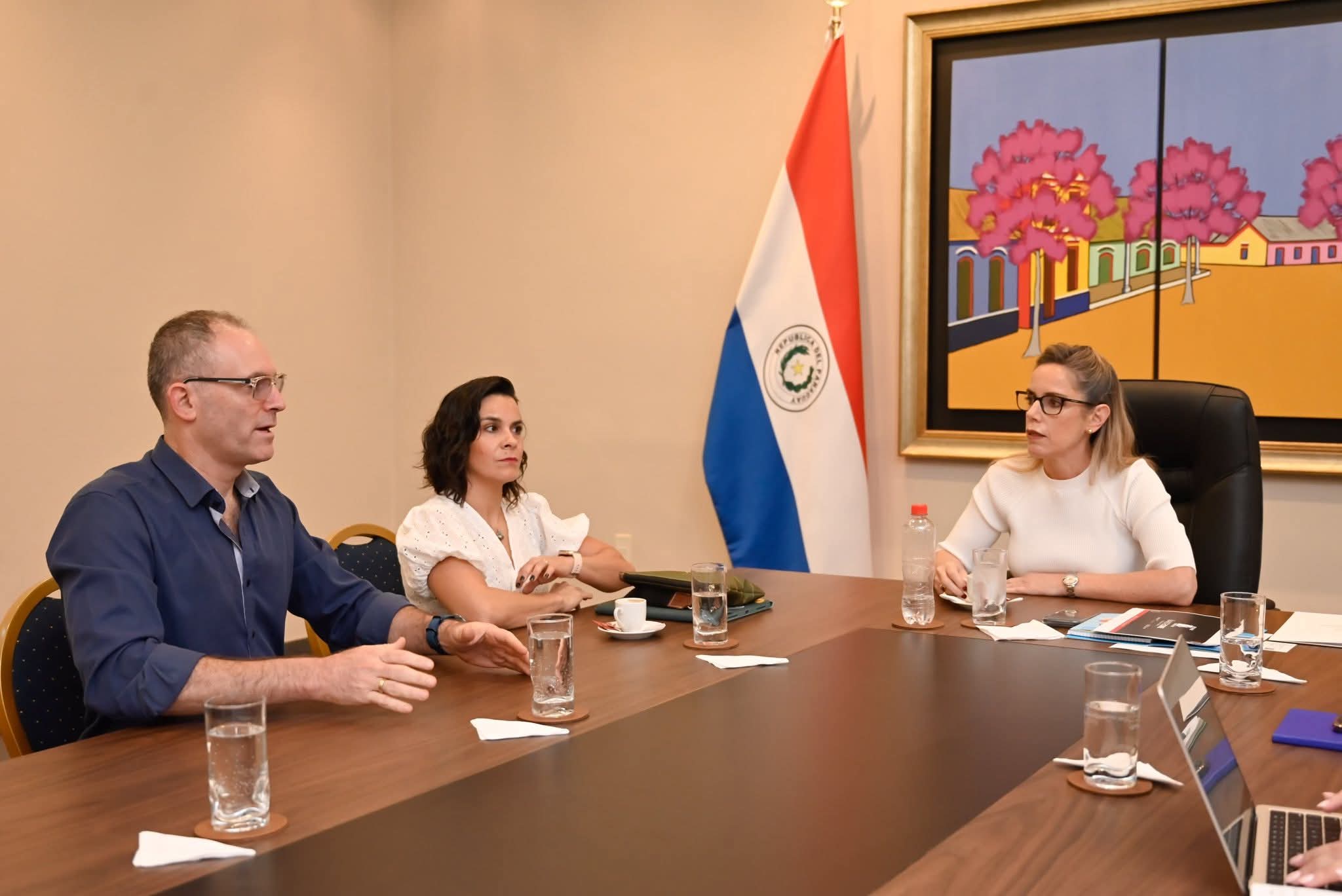 Llevarán películas paraguaya en todo el país