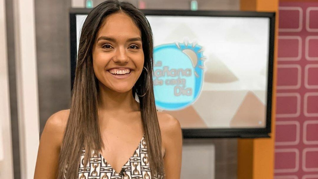 Luego de ser rajada por denunciar a Carlos Granada, ¡periodista festeja la condena!